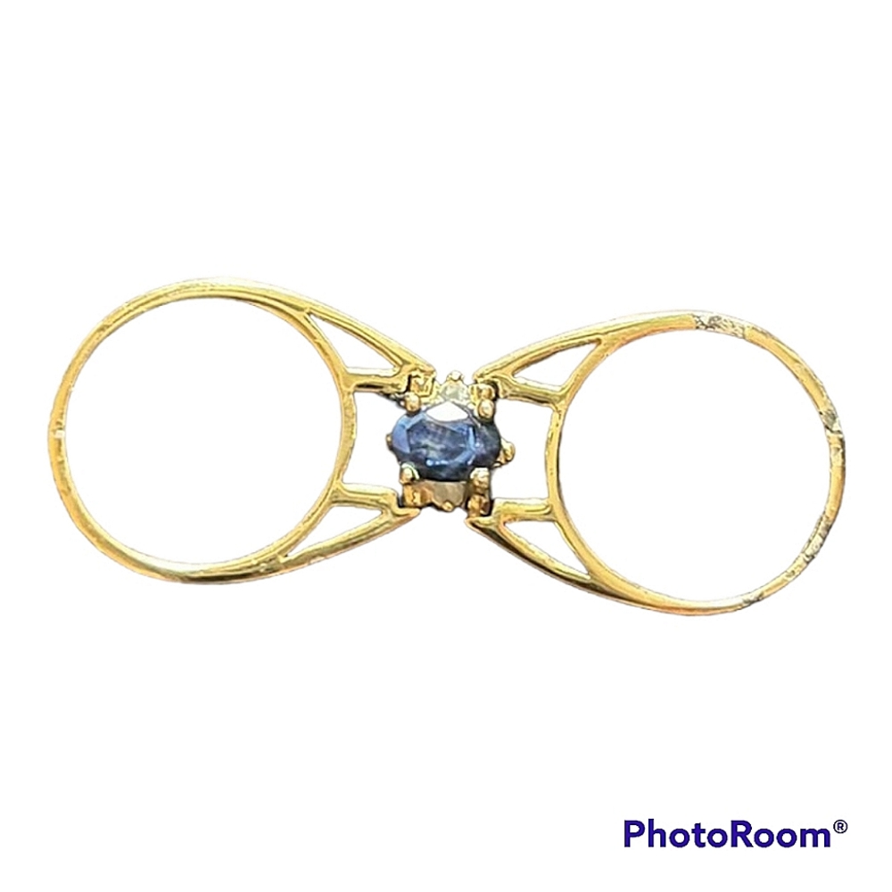 Metal Alloy I Sapphire and Cubic Zirconia I Reversible Ring